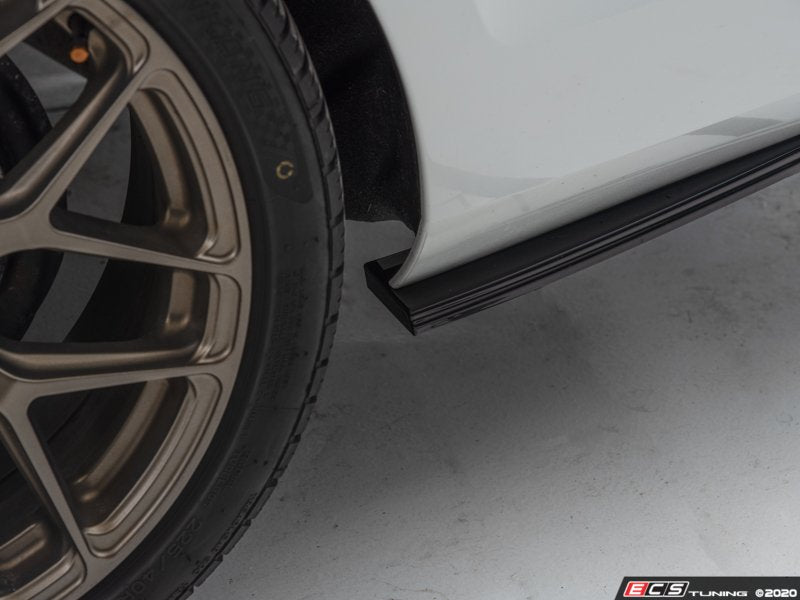 ECS Tuning MK6 Jetta Facelift ECS Rear Diffuser Side Spat Add-On Kit - Gloss Black