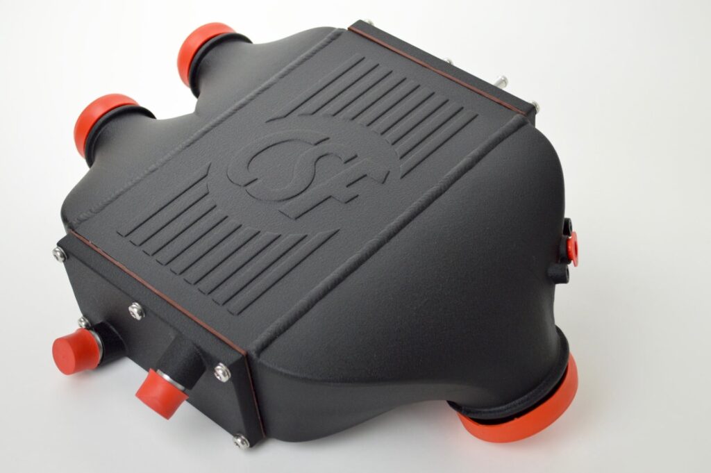 CSF Cooling Top Mount Dual-Pass Charge-Air-Cooler - BMW F8X - Eurosport Performance