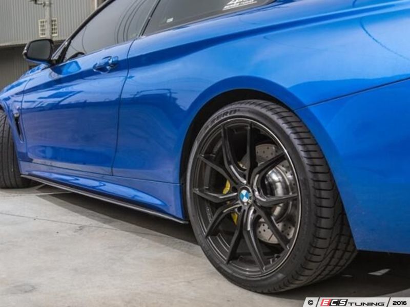 ECS Tuning M-tech style performance side skirts