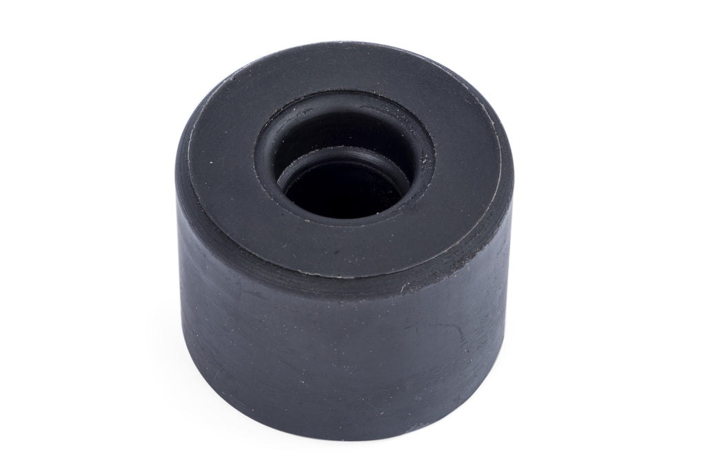 APR Snub Mount - B5 6/8 Cylinder - Black