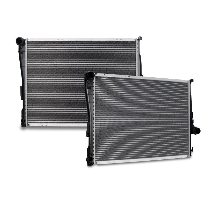 Mishimoto Replacement Radiator - BMW 323i 2.5L 2000