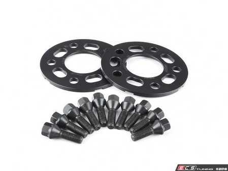 Turner Motorsports Black Wheel Spacer & Bolt Kit - 7.5mm - Eurosport Performance