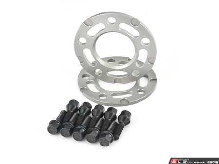 Turner Motorsports Silver Wheel Spacer & Bolt Kit - 7.5mm - Eurosport Performance