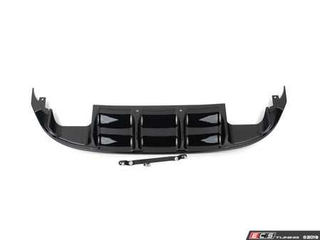 ECS Tuning MK7 Jetta Quad Tip Gloss Black Rear Diffuser