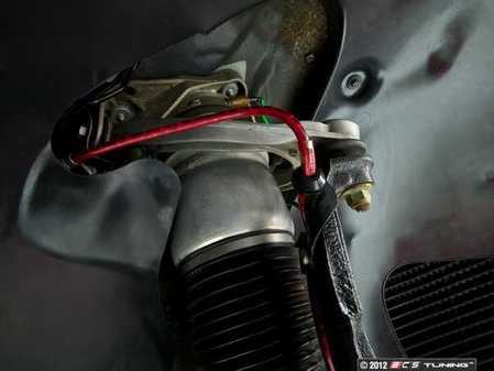 ECS Tuning Exact-Fit Stainless Steel Brake Lines - Front - Eurosport Performance