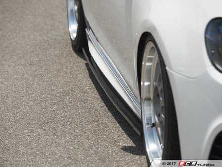 ECS Tuning Side Skirt Extension Set - Gloss Black Fiberglass - Eurosport Performance